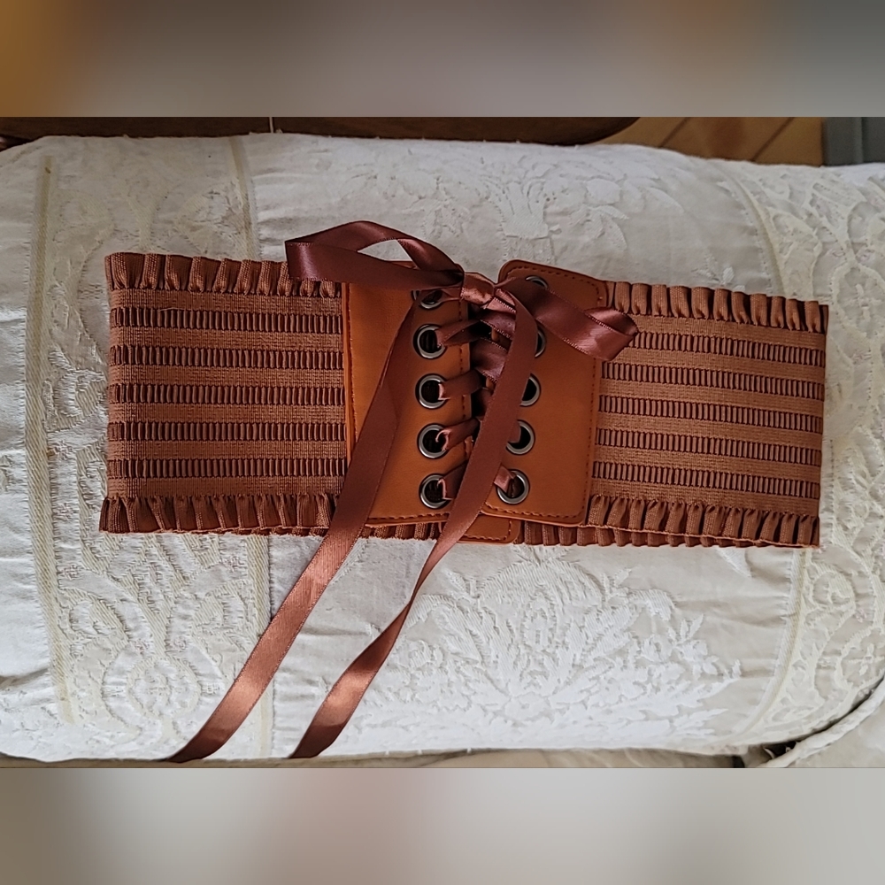 OS BNWOT wide stretchy belt